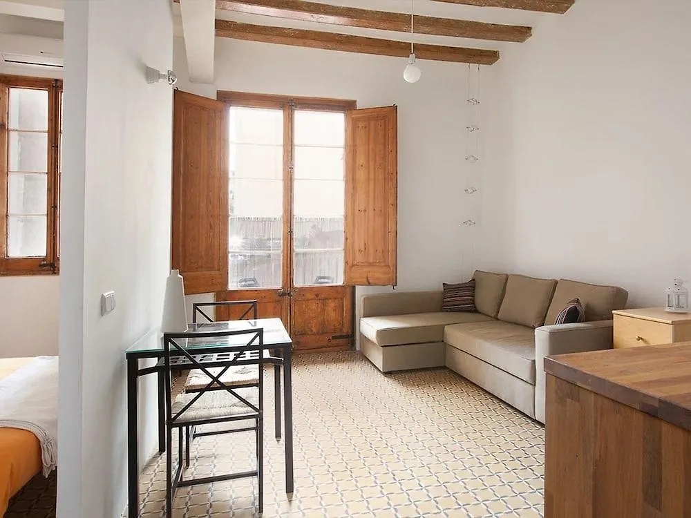 Borrell - Near Ramblas Barcelona 0*,